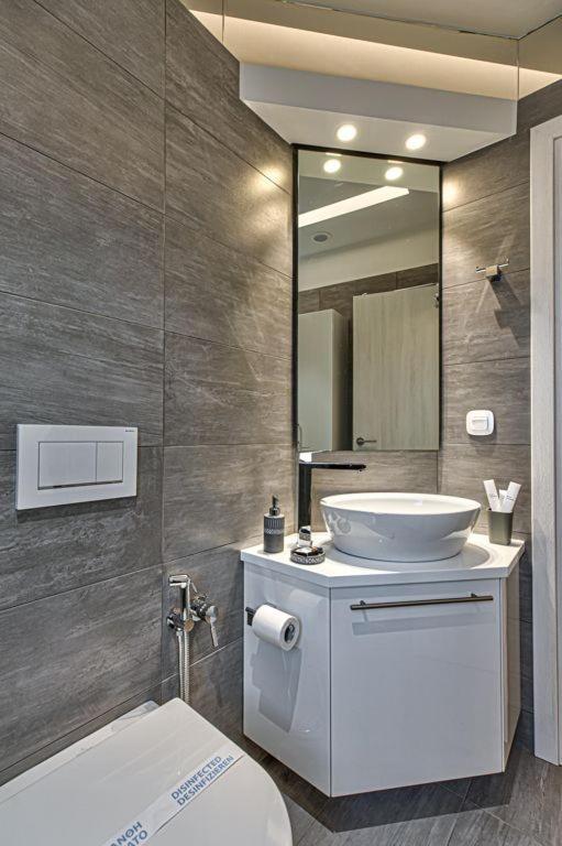 Deluxe & Modern Apartment In Athens Ngoại thất bức ảnh